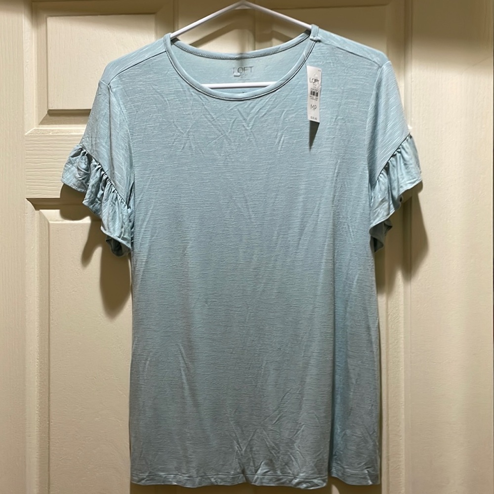 Loft light blue T-shirt (sz mp)
